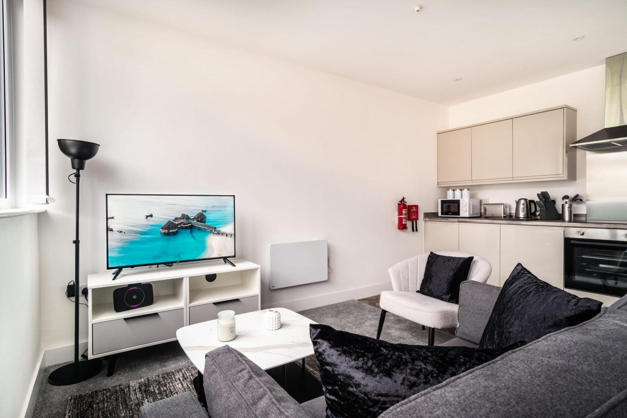 Modern 1 Bed In Apartment